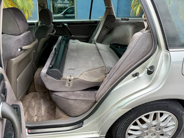 2001 Toyota Crown JDM car for sale — photo 20 of 23