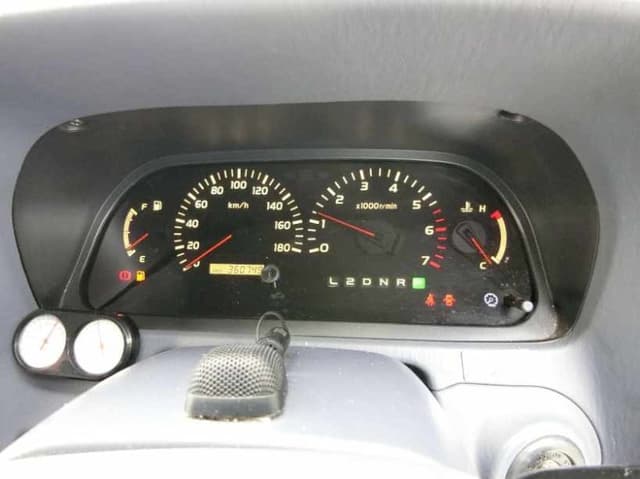 2001 Toyota Land Cruiser Prado JDM car for sale — photo 17 of 21