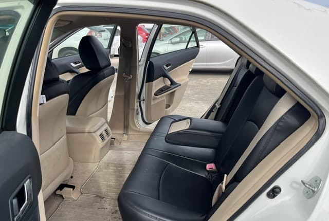 2011 Toyota Mark X JDM car for sale — photo 24 of 25
