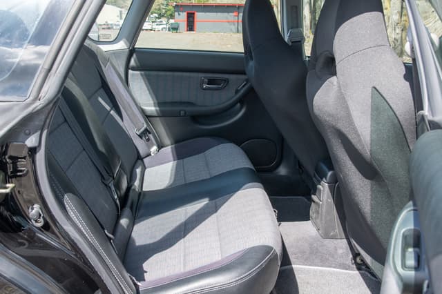 2000 Subaru Legacy JDM car for sale — photo 14 of 15