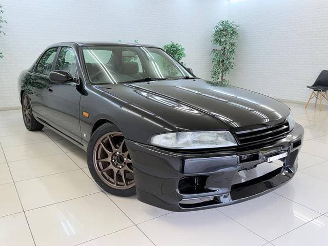 1998 Nissan Skyline JDM car for sale — photo 2 of 18