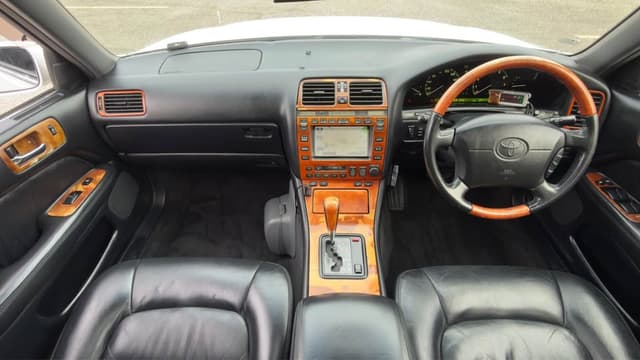 1998 Toyota Celsior JDM car for sale — photo 9 of 20