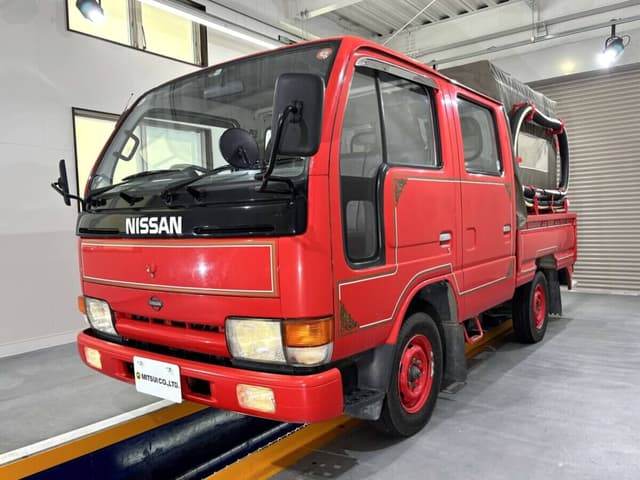 1993 Nissan Atlas JDM car for sale — photo 2 of 10