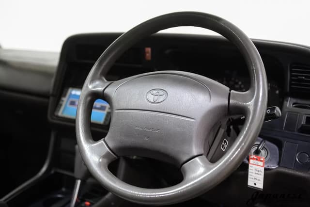 1997 Toyota HiAce JDM car for sale — photo 14 of 25