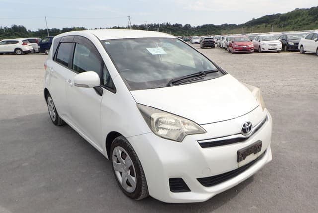 2011 Toyota JDM car for sale — photo 7 of 25
