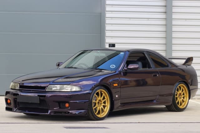 1998 Nissan Skyline JDM car for sale — photo 4 of 25