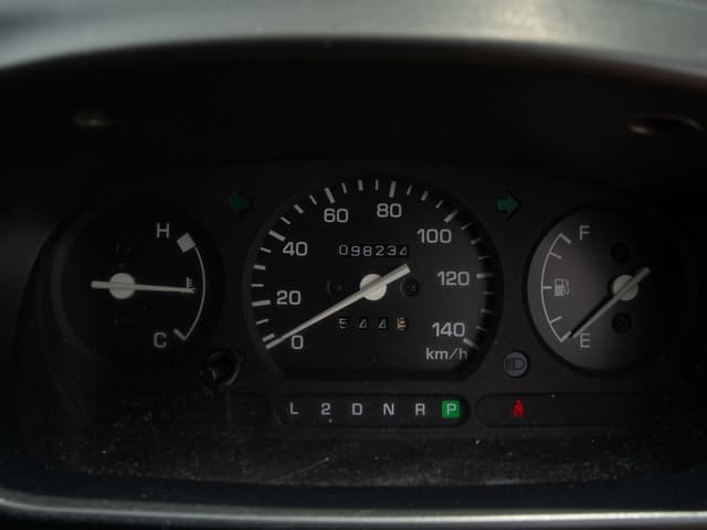 1998 Daihatsu Hijet JDM car for sale — photo 14 of 15