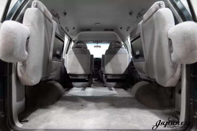 1999 Mitsubishi Delica JDM car for sale — photo 22 of 25