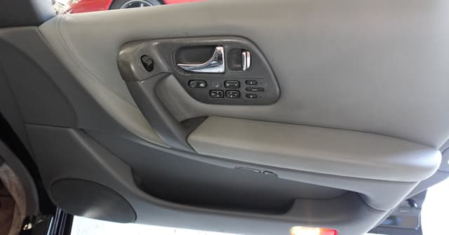 1993 Nissan President JDM car for sale — photo 22 of 23