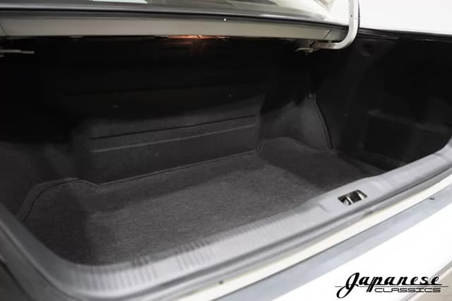 1997 Nissan Cima JDM car for sale — photo 23 of 25