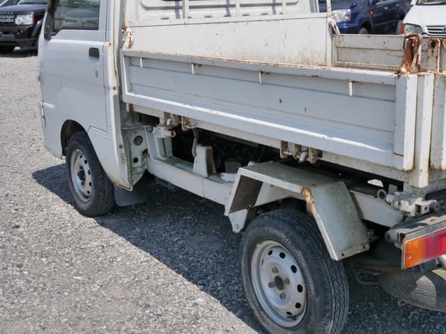 2000 Daihatsu Hijet JDM car for sale — photo 17 of 25