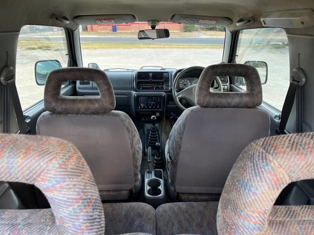 1998 Suzuki Jimny JDM car for sale — photo 6 of 11