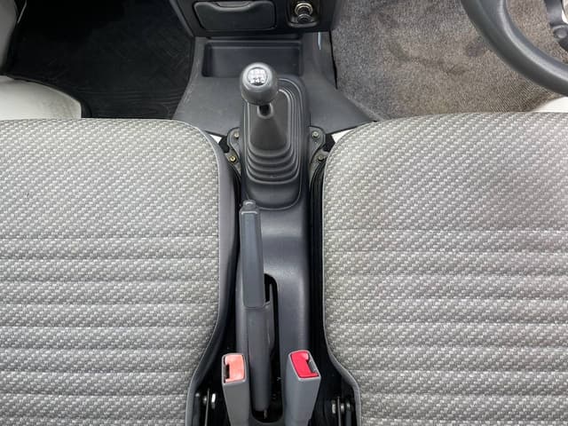 2000 Daihatsu Hijet JDM car for sale — photo 20 of 25