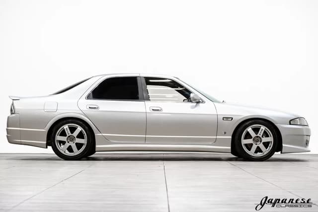 1994 Nissan Skyline JDM car for sale — photo 5 of 25