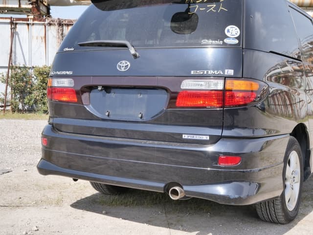 2001 Toyota Estima JDM car for sale — photo 17 of 25