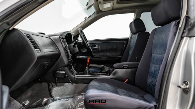 1999 Nissan Stagea JDM car for sale — photo 18 of 25