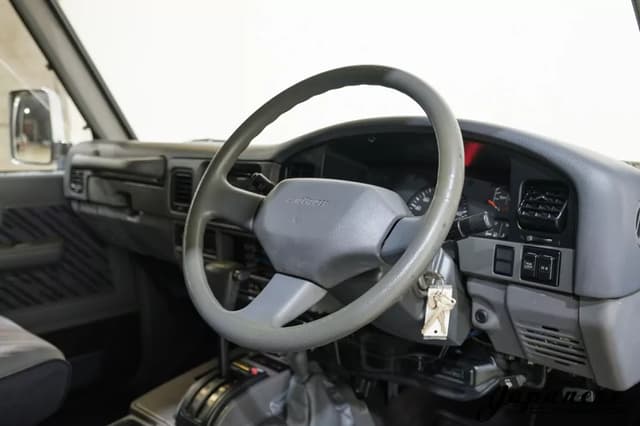 1994 Toyota Land Cruiser Prado JDM car for sale — photo 14 of 25