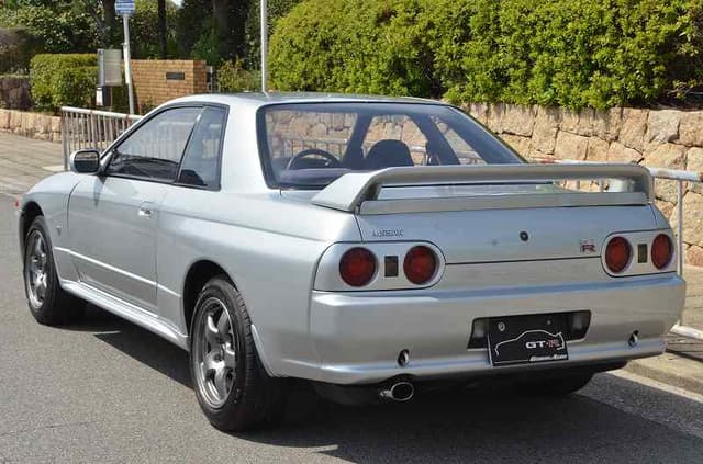 1994 Nissan Skyline JDM car for sale — photo 4 of 11