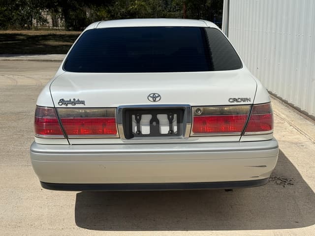 2000 Toyota Crown JDM car for sale — photo 8 of 20