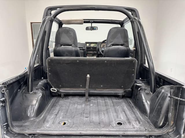 1993 Suzuki Jimny JDM car for sale — photo 20 of 25