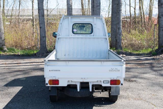 1998 Mitsubishi Minicab JDM car for sale — photo 6 of 19