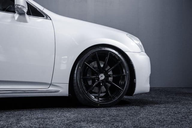 2009 Toyota Majesta JDM car for sale — photo 12 of 20