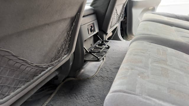 1998 Toyota Land Cruiser JDM car for sale — photo 17 of 25