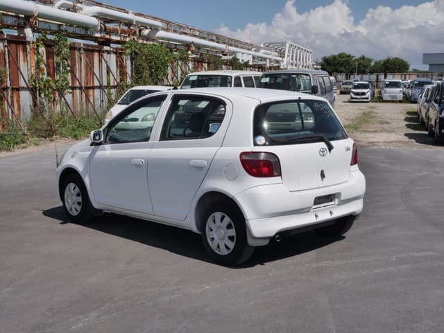 2000 Toyota Vitz JDM car for sale — photo 7 of 25