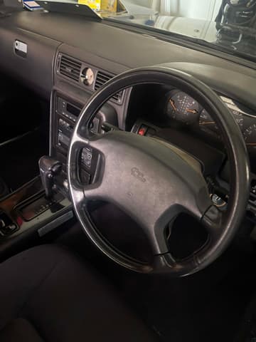 1991 Nissan Cedric JDM car for sale — photo 10 of 11