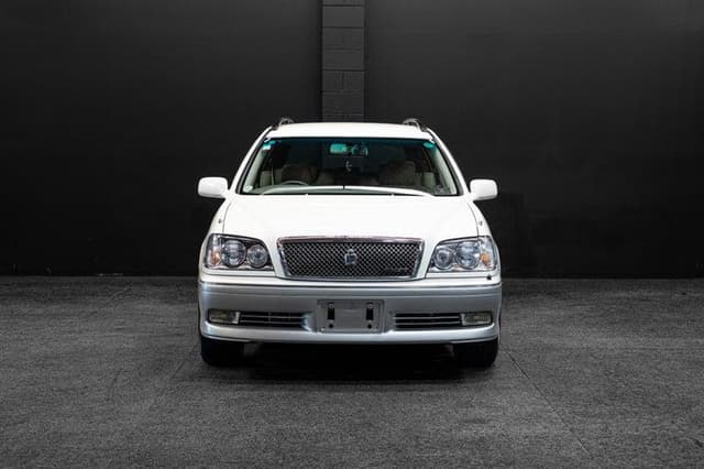 2003 Toyota Crown JDM car for sale — photo 9 of 18