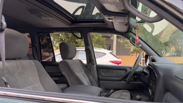 1998 Toyota Land Cruiser JDM car for sale — photo 8 of 25
