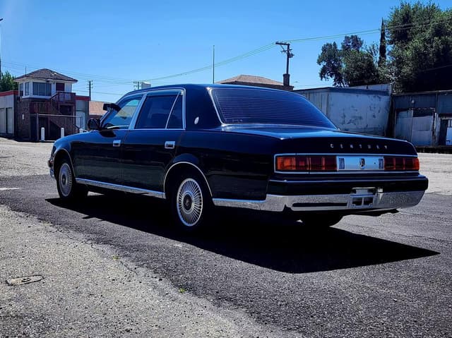 1998 Toyota Century JDM car for sale — photo 5 of 24