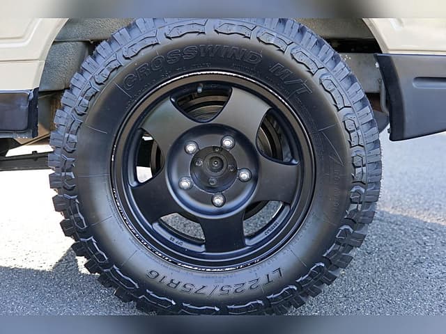 1997 Suzuki Jimny JDM car for sale — photo 24 of 24