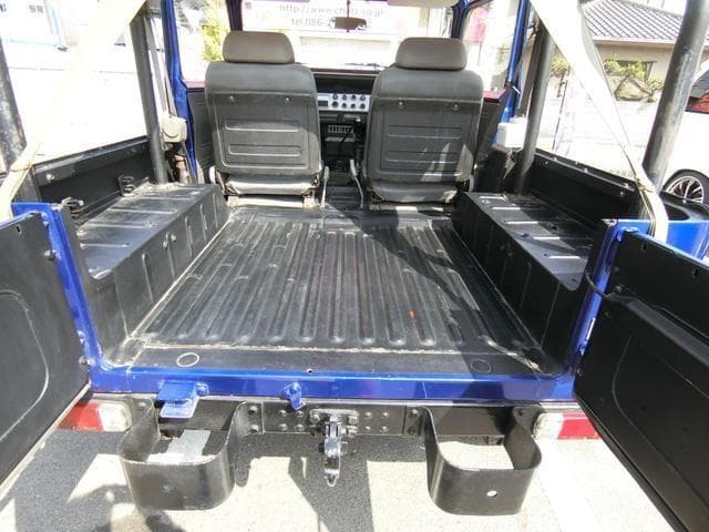 1983 Toyota Land Cruiser JDM car for sale — photo 13 of 19