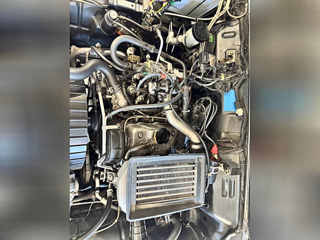1992 Suzuki Jimny JDM car for sale — photo 22 of 25