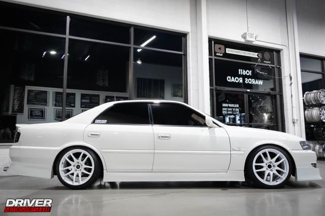 2001 Toyota Chaser JDM car for sale — photo 11 of 25