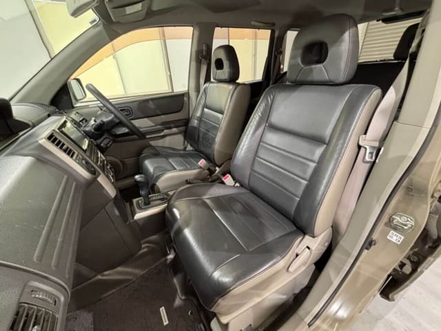 2006 Nissan X Trail JDM car for sale — photo 12 of 25