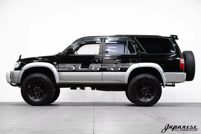 1997 Toyota Hilux JDM car for sale — photo 4 of 25
