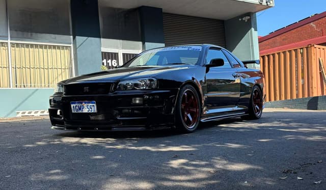 1999 Nissan Skyline JDM car for sale — photo 3 of 11