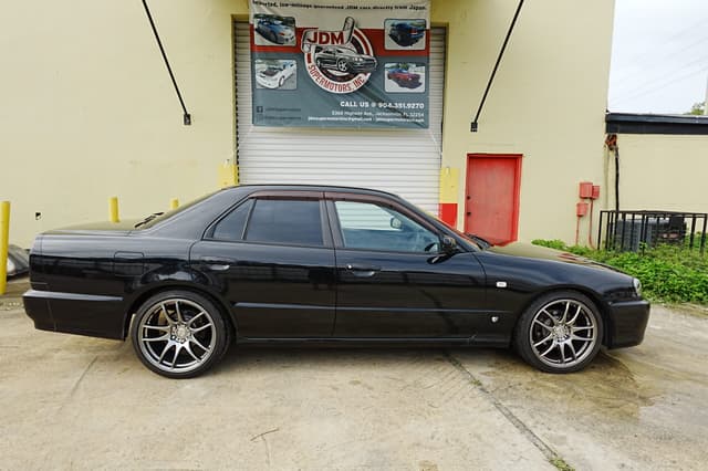 1998 Nissan Skyline JDM car for sale — photo 3 of 17