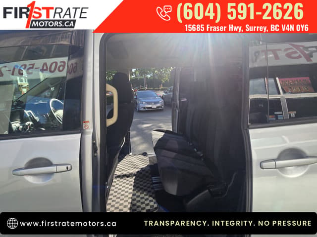 2007 Mitsubishi Delica JDM car for sale — photo 13 of 21