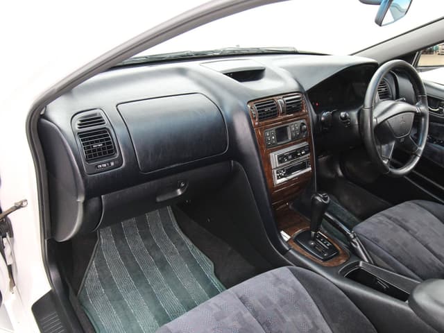1997 Mitsubishi Legnum JDM car for sale — photo 15 of 25