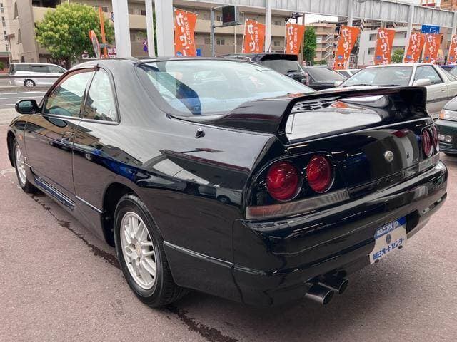 1997 Nissan Skyline JDM car for sale — photo 8 of 20