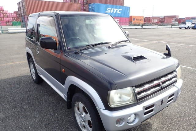 2007 Mitsubishi Pajero Mini JDM car for sale — photo 7 of 25