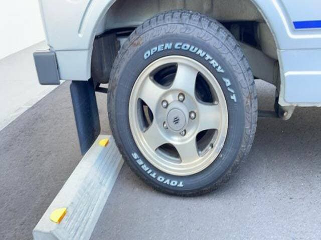 1994 Suzuki Jimny JDM car for sale — photo 4 of 16