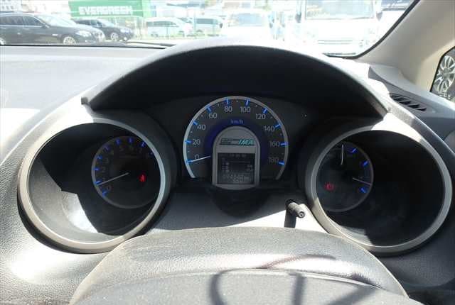 2011 Honda Fit JDM car for sale — photo 9 of 25