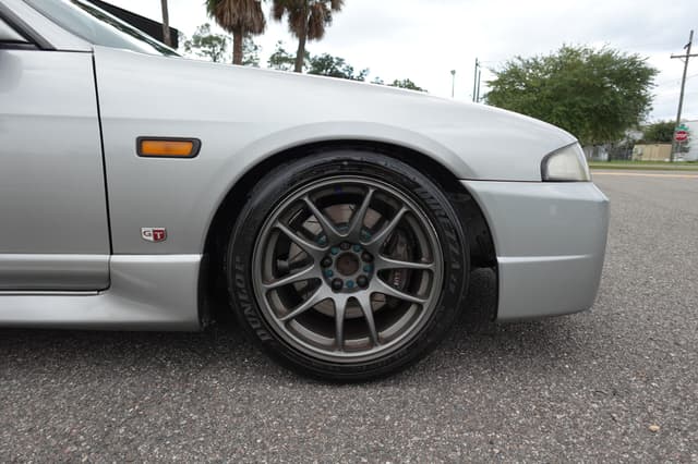 1996 Nissan Skyline JDM car for sale — photo 3 of 19