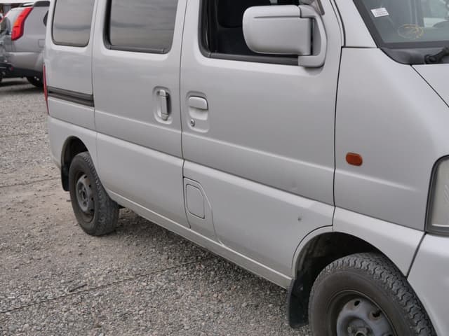 2001 Suzuki Every JDM car for sale — photo 10 of 25
