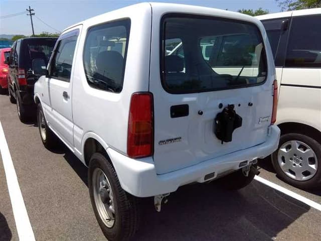 1999 Suzuki Jimny JDM car for sale — photo 2 of 6