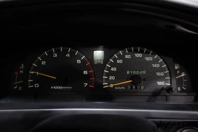 1996 Toyota Hilux Surf JDM car for sale — photo 13 of 25